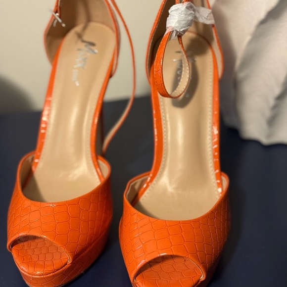 Orange Peep-Toe Heels - Picture 2 of 6
